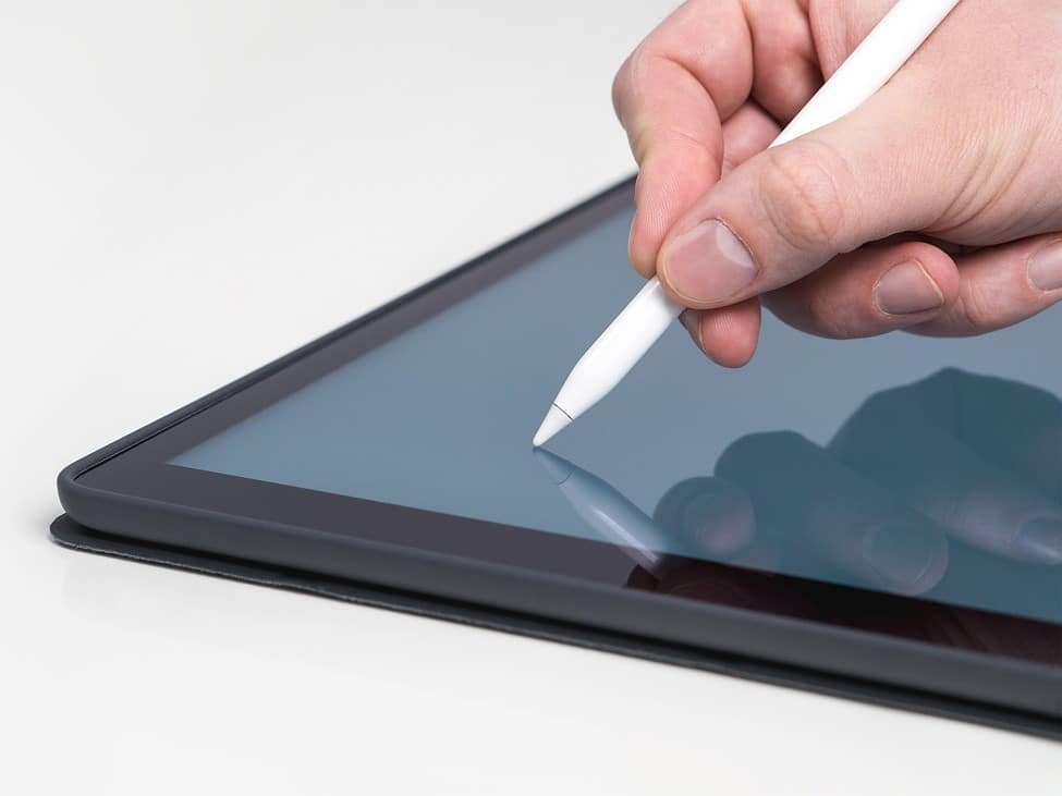 Symbolbild: Apple Pencil und Tablet