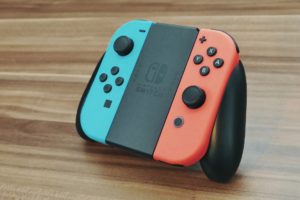 Symbolbild: Joy Cons der Nintendo Switch