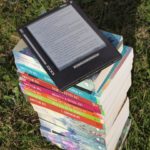 Symbolbild: e-Book-Reader statt gedrucktes Buch?