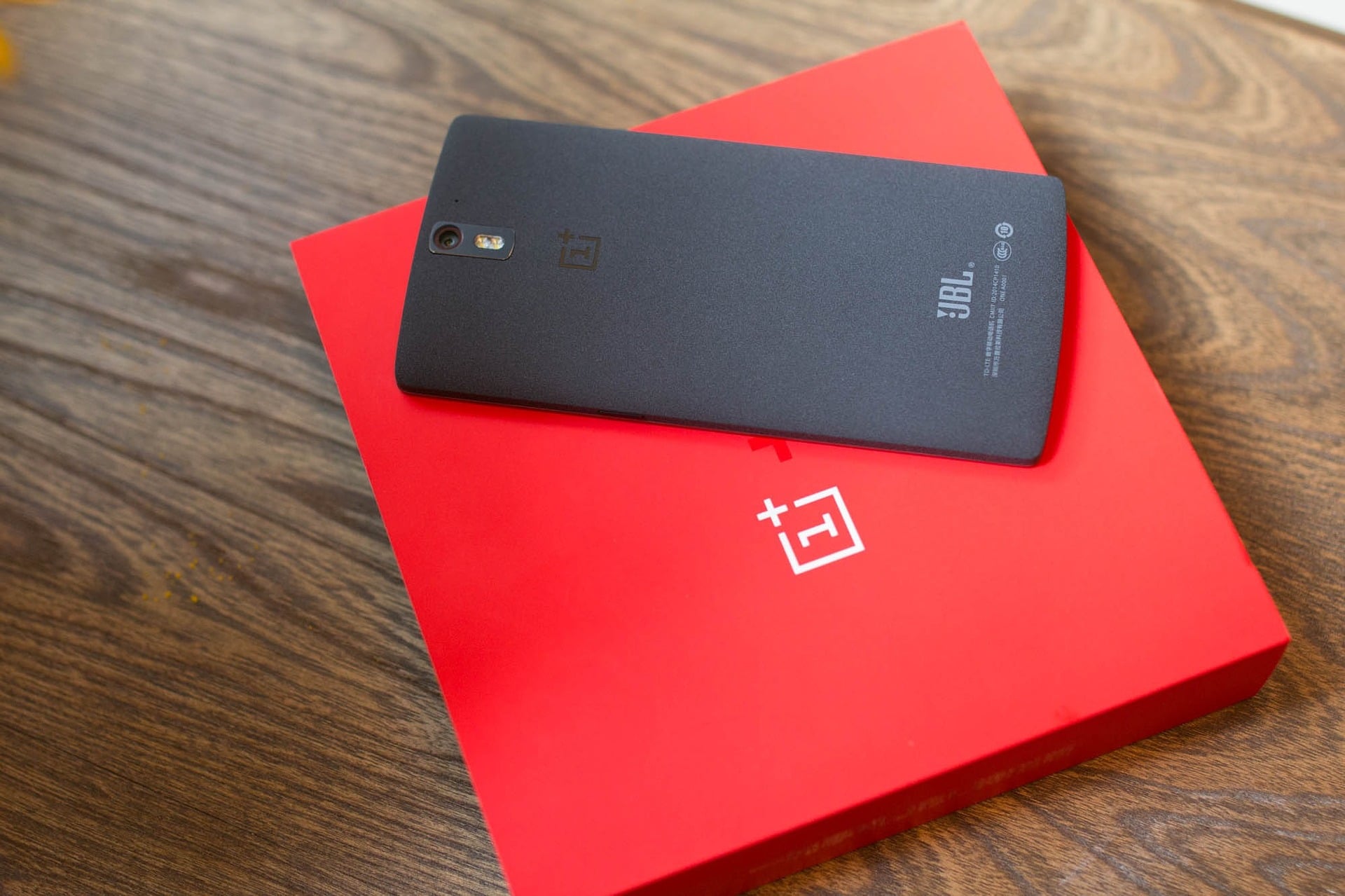 Symbolbild: OnePlus 8: Außergewöhnliche Bezeichnungen für Gewöhnliches